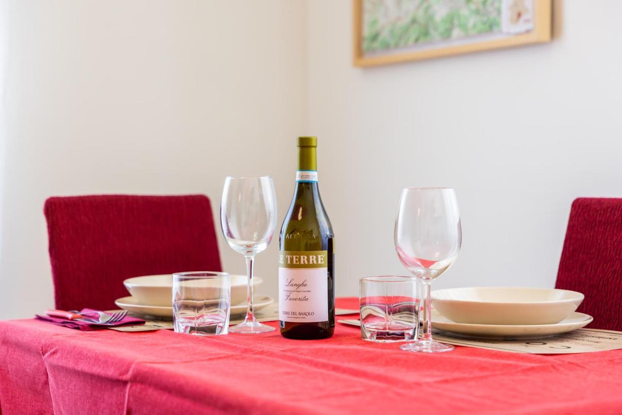 In Wine: Incantevole A Torino. Apartment